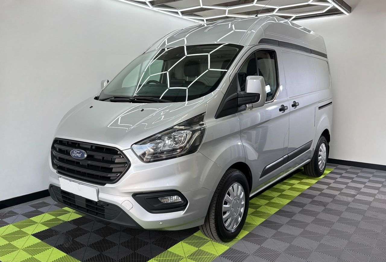 A 2022 FORD TRANSIT CUSTOM 2.0 320 EcoBlue Trend Panel Van 5dr Diesel Manual L1 H2 Euro 6 (s/s) (105 p A 2022 FORD TRANSIT CUSTOM 2.0 320 EcoBlue Trend Panel Van 5dr Diesel Manual L1 H2 Euro 6 (s/s) (105 p