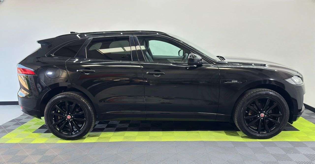 2019 JAGUAR F-PACE 2019 JAGUAR F-PACE