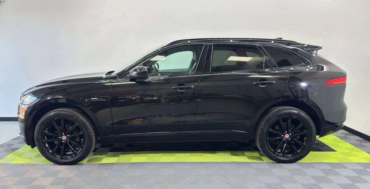 2019 JAGUAR F-PACE 2019 JAGUAR F-PACE