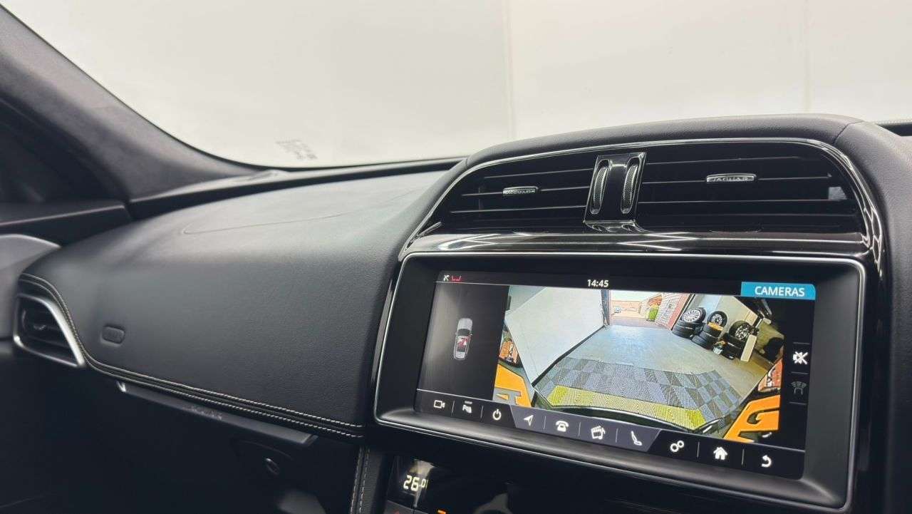 2019 JAGUAR F-PACE 2019 JAGUAR F-PACE