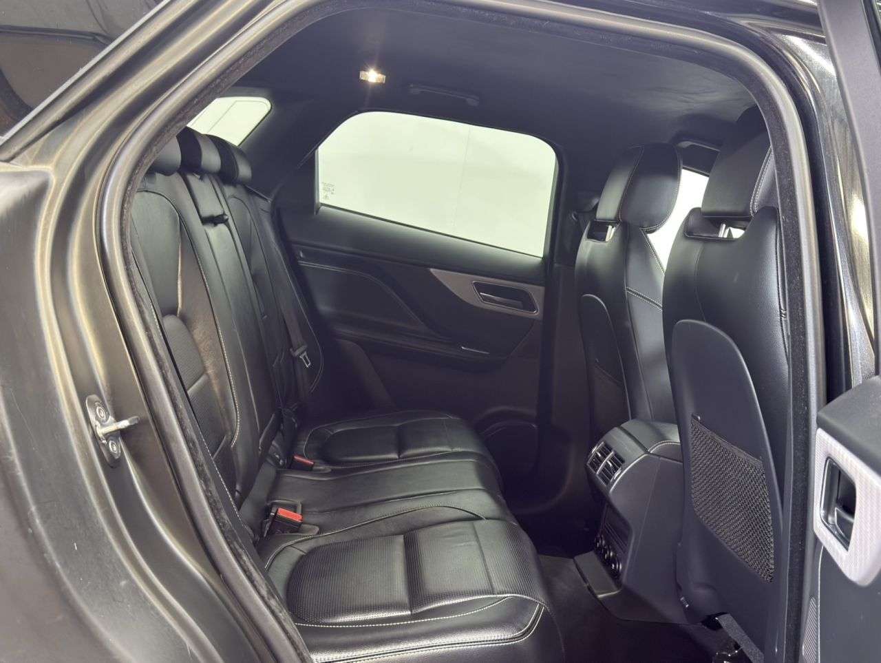 2019 JAGUAR F-PACE 2019 JAGUAR F-PACE