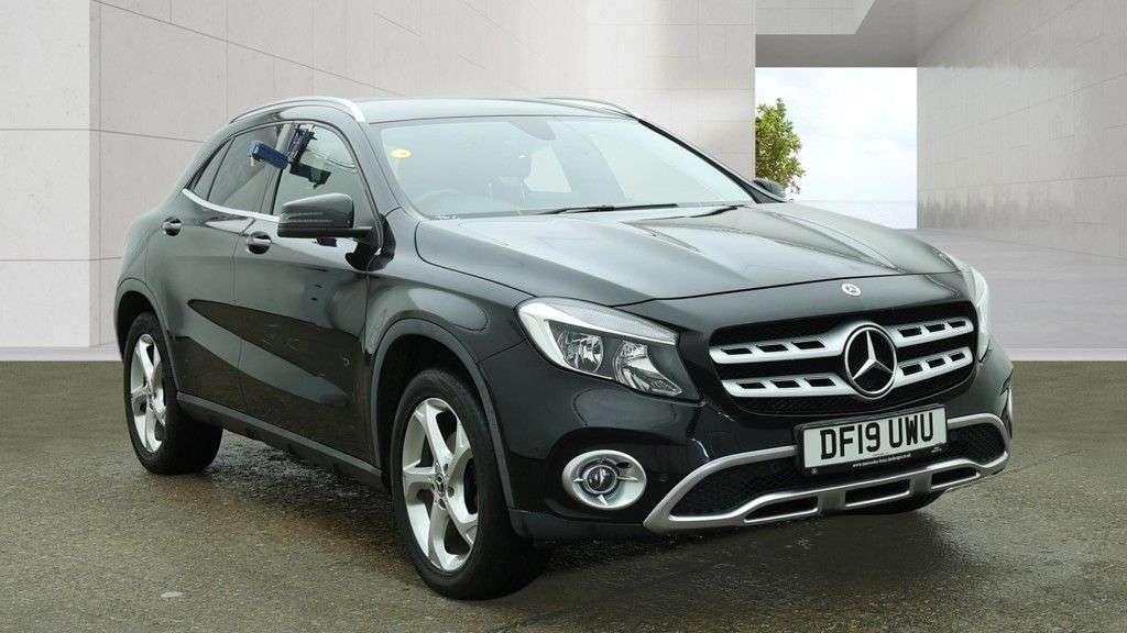 2019 MERCEDES-BENZ 180 2019 MERCEDES-BENZ 180