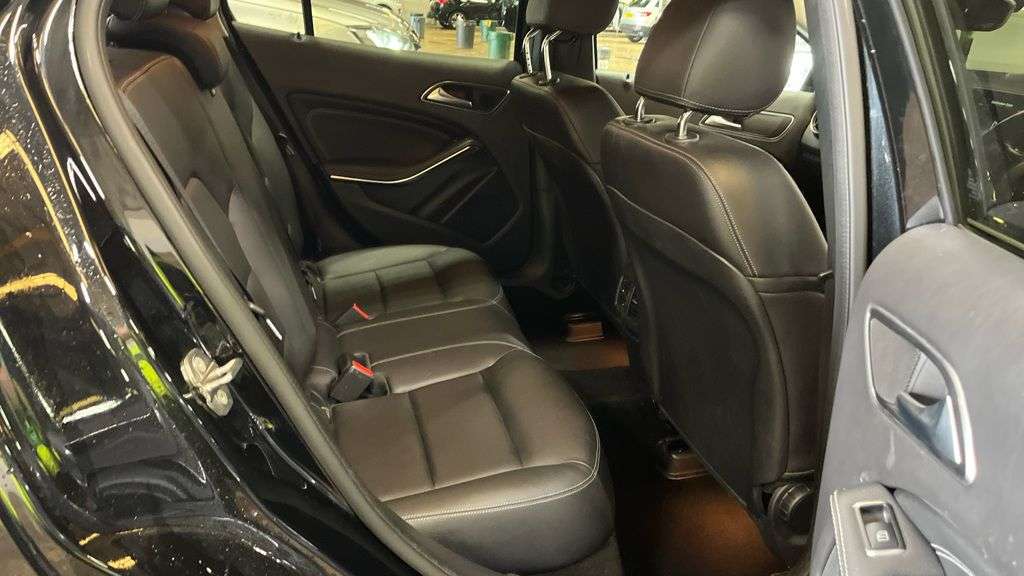 2019 MERCEDES-BENZ 180 2019 MERCEDES-BENZ 180