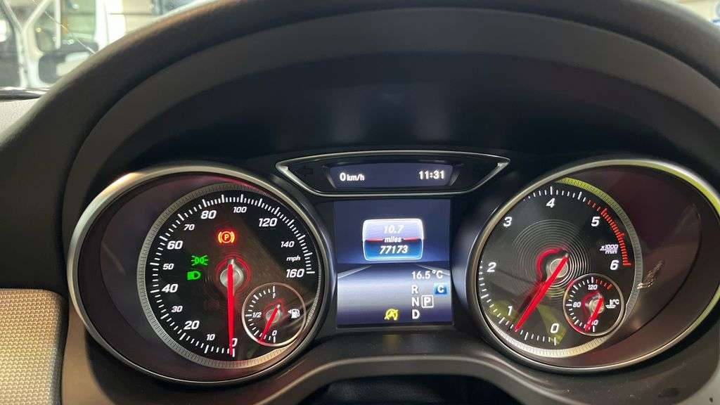 2019 MERCEDES-BENZ 180 2019 MERCEDES-BENZ 180
