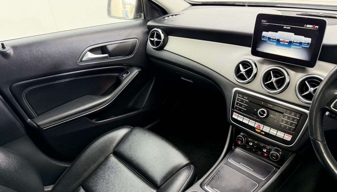 2019 MERCEDES-BENZ GLA 2019 MERCEDES-BENZ GLA