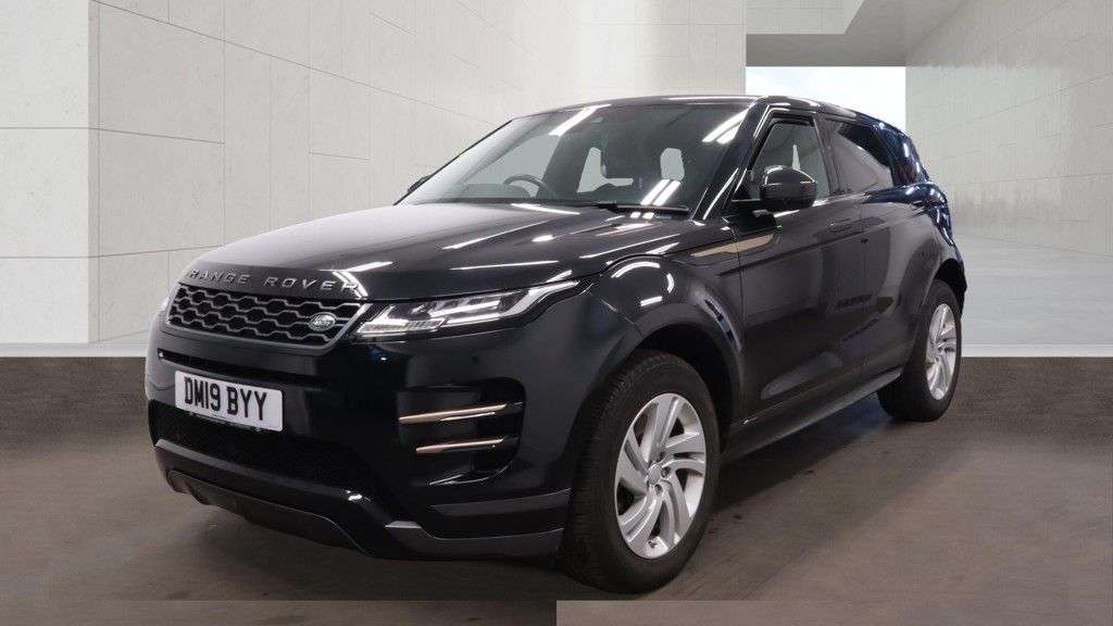 A 2019 LAND ROVER RANGE ROVER EVOQUE R-DYNAMIC S A 2019 LAND ROVER RANGE ROVER EVOQUE R-DYNAMIC S