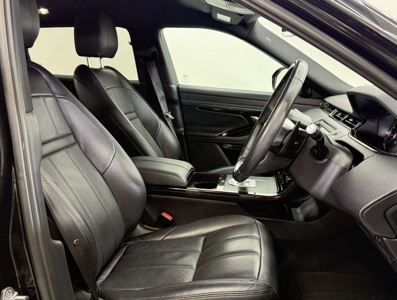 2019 LAND ROVER RANGE ROVER EVOQUE 2019 LAND ROVER RANGE ROVER EVOQUE