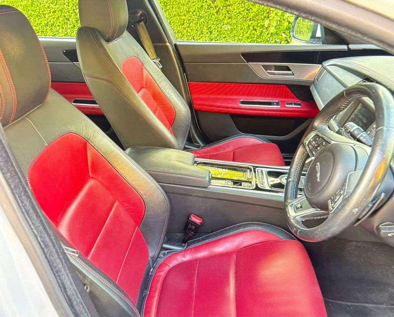 2015 JAGUAR XF 2015 JAGUAR XF