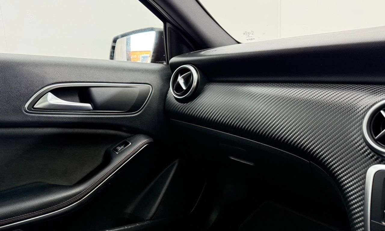 2017 MERCEDES A-CLASS 2017 MERCEDES A-CLASS