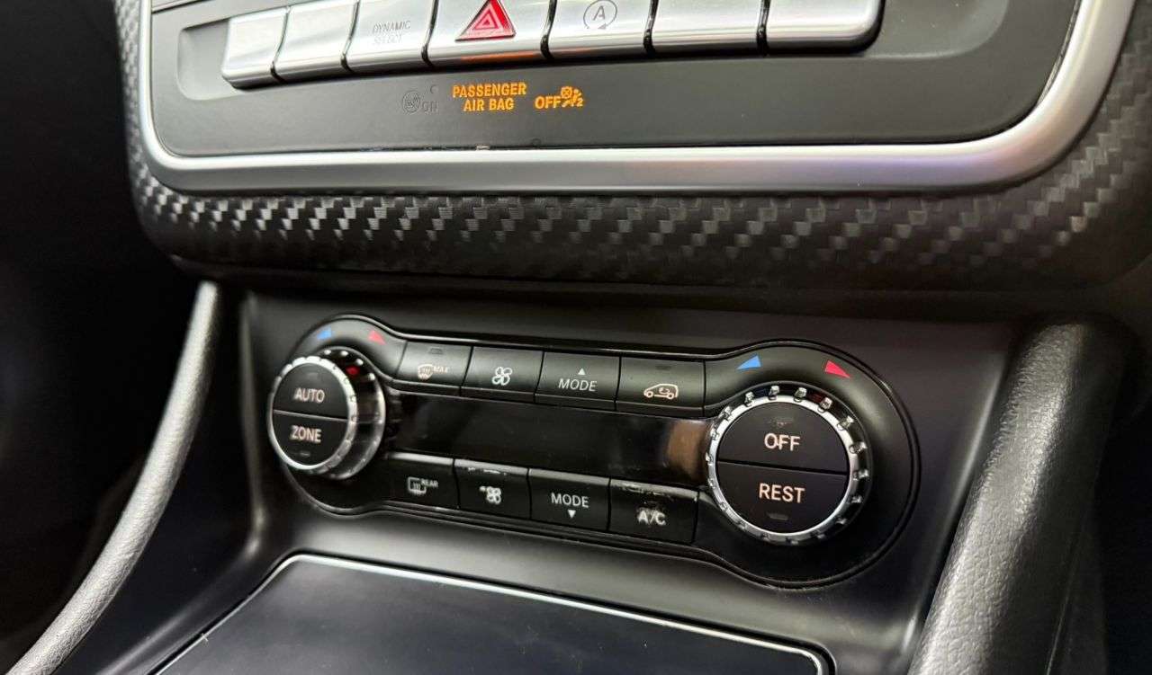 2017 MERCEDES A-CLASS 2017 MERCEDES A-CLASS