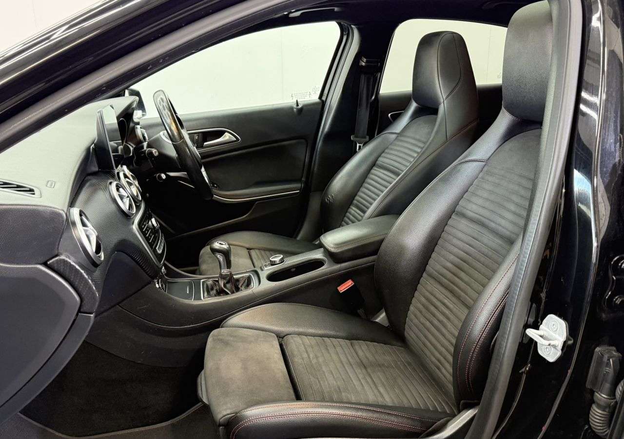 2017 MERCEDES A-CLASS 2017 MERCEDES A-CLASS