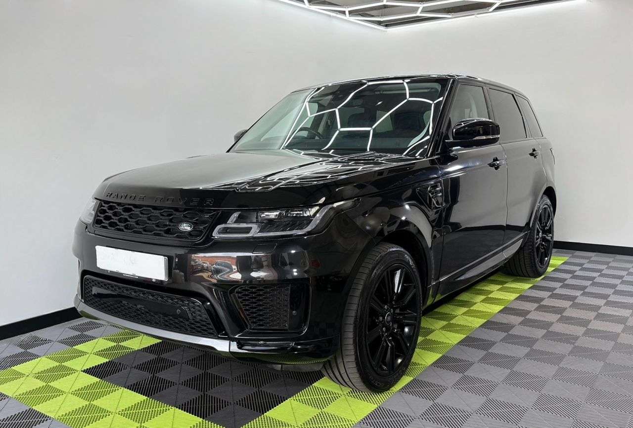 A 2022 LAND ROVER RANGE ROVER SPORT 3.0 D250 MHEV HSE SUV 5dr Diesel Auto 4WD Euro 6 (s/s) (250 ps) A 2022 LAND ROVER RANGE ROVER SPORT 3.0 D250 MHEV HSE SUV 5dr Diesel Auto 4WD Euro 6 (s/s) (250 ps)