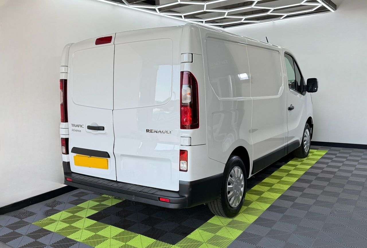 A 2023 RENAULT TRAFIC 2.0 dCi Blue SL30 Advance Panel Van 5dr Diesel Manual L1 H1 Euro 6 (s/s) (1 A 2023 RENAULT TRAFIC 2.0 dCi Blue SL30 Advance Panel Van 5dr Diesel Manual L1 H1 Euro 6 (s/s) (1