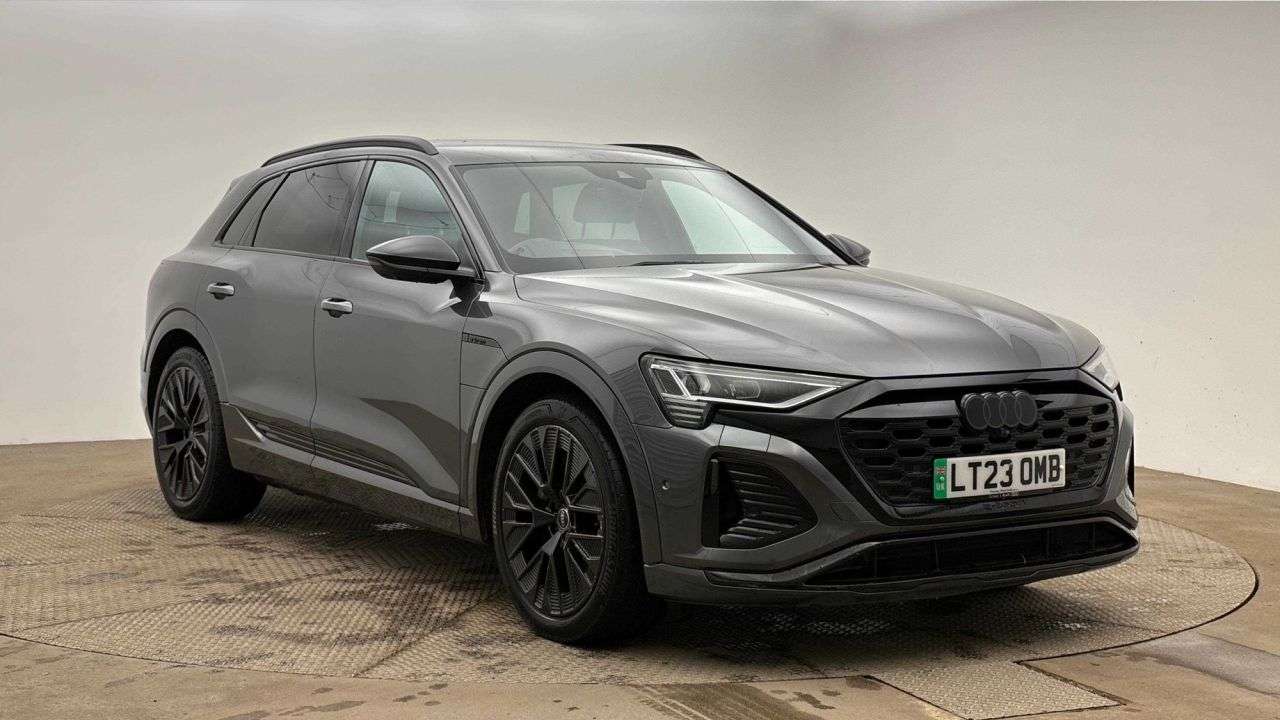 A 2023 AUDI Q8 E-TRON 50 Black Edition SUV 5dr Electric Auto quattro 95kWh (11kW Charger) (340 ps A 2023 AUDI Q8 E-TRON 50 Black Edition SUV 5dr Electric Auto quattro 95kWh (11kW Charger) (340 ps