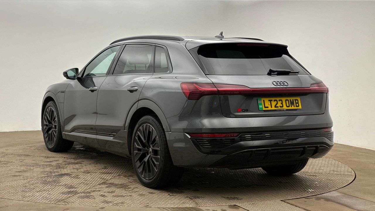 A 2023 AUDI Q8 E-TRON 50 Black Edition SUV 5dr Electric Auto quattro 95kWh (11kW Charger) (340 ps A 2023 AUDI Q8 E-TRON 50 Black Edition SUV 5dr Electric Auto quattro 95kWh (11kW Charger) (340 ps