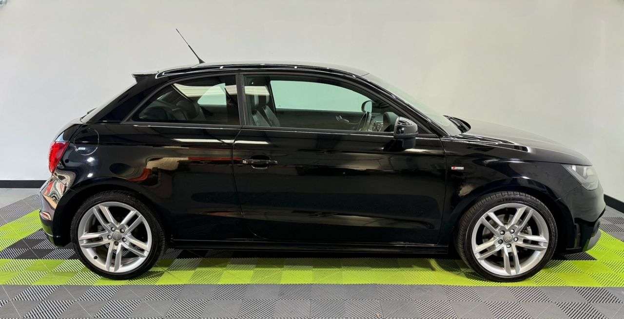 2012 AUDI A1 2012 AUDI A1