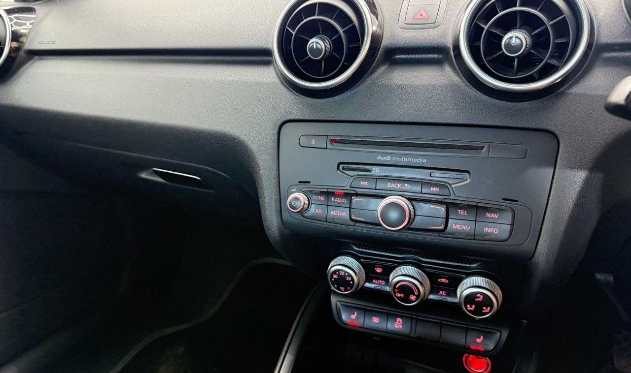 2012 AUDI A1 2012 AUDI A1