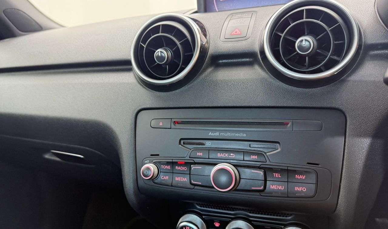 2012 AUDI A1 2012 AUDI A1