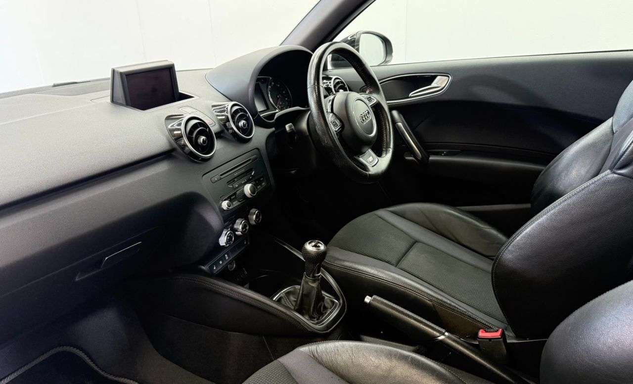 2012 AUDI A1 2012 AUDI A1