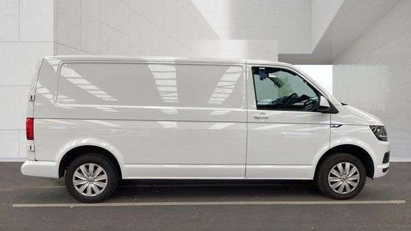 A 2019 VOLKSWAGEN TRANSPORTER 2.0 TDI T28 Trendline Panel Van 5dr Diesel Manual FWD LWB Euro 6 (s/s) (102 A 2019 VOLKSWAGEN TRANSPORTER 2.0 TDI T28 Trendline Panel Van 5dr Diesel Manual FWD LWB Euro 6 (s/s) (102