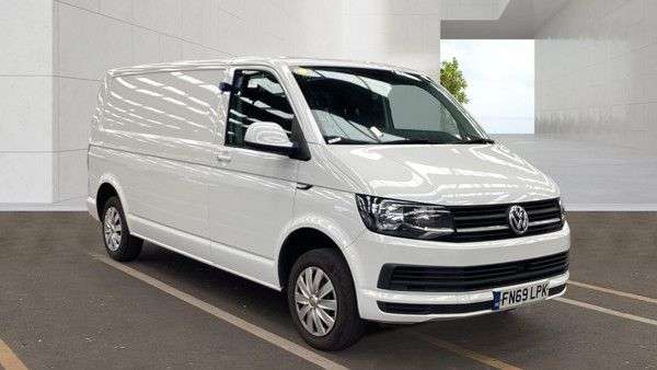 A 2019 VOLKSWAGEN TRANSPORTER 2.0 TDI T28 Trendline Panel Van 5dr Diesel Manual FWD LWB Euro 6 (s/s) (102 A 2019 VOLKSWAGEN TRANSPORTER 2.0 TDI T28 Trendline Panel Van 5dr Diesel Manual FWD LWB Euro 6 (s/s) (102