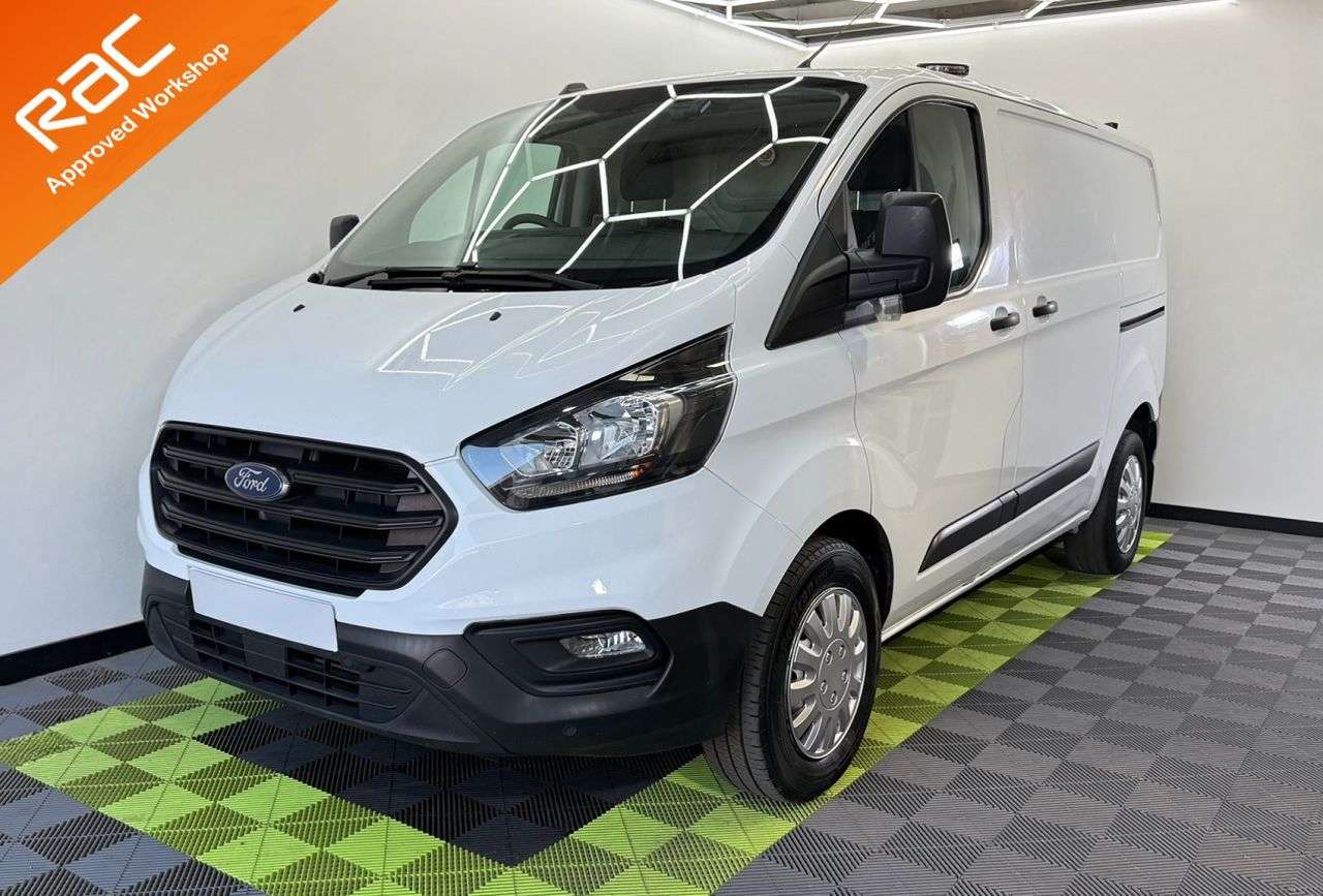 A 2022 FORD TRANSIT CUSTOM 2.0 320 EcoBlue Leader Panel Van 5dr Diesel Manual L1 H1 Euro 6 (s/s) (105 A 2022 FORD TRANSIT CUSTOM 2.0 320 EcoBlue Leader Panel Van 5dr Diesel Manual L1 H1 Euro 6 (s/s) (105