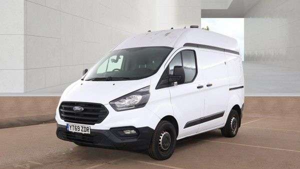 A 2020 FORD TRANSIT CUSTOM 2.0 300 EcoBlue Leader Panel Van 5dr Diesel Manual L1 H2 Euro 6 (s/s) (105 A 2020 FORD TRANSIT CUSTOM 2.0 300 EcoBlue Leader Panel Van 5dr Diesel Manual L1 H2 Euro 6 (s/s) (105