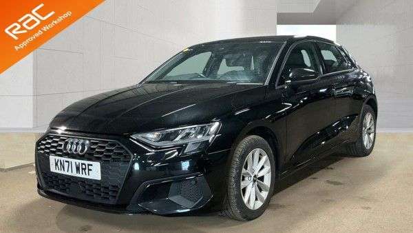 A 2021 AUDI A3 2.0 TDI 30 Technik Sportback 5dr Diesel Manual Euro 6 (s/s) (116 ps) A 2021 AUDI A3 2.0 TDI 30 Technik Sportback 5dr Diesel Manual Euro 6 (s/s) (116 ps)