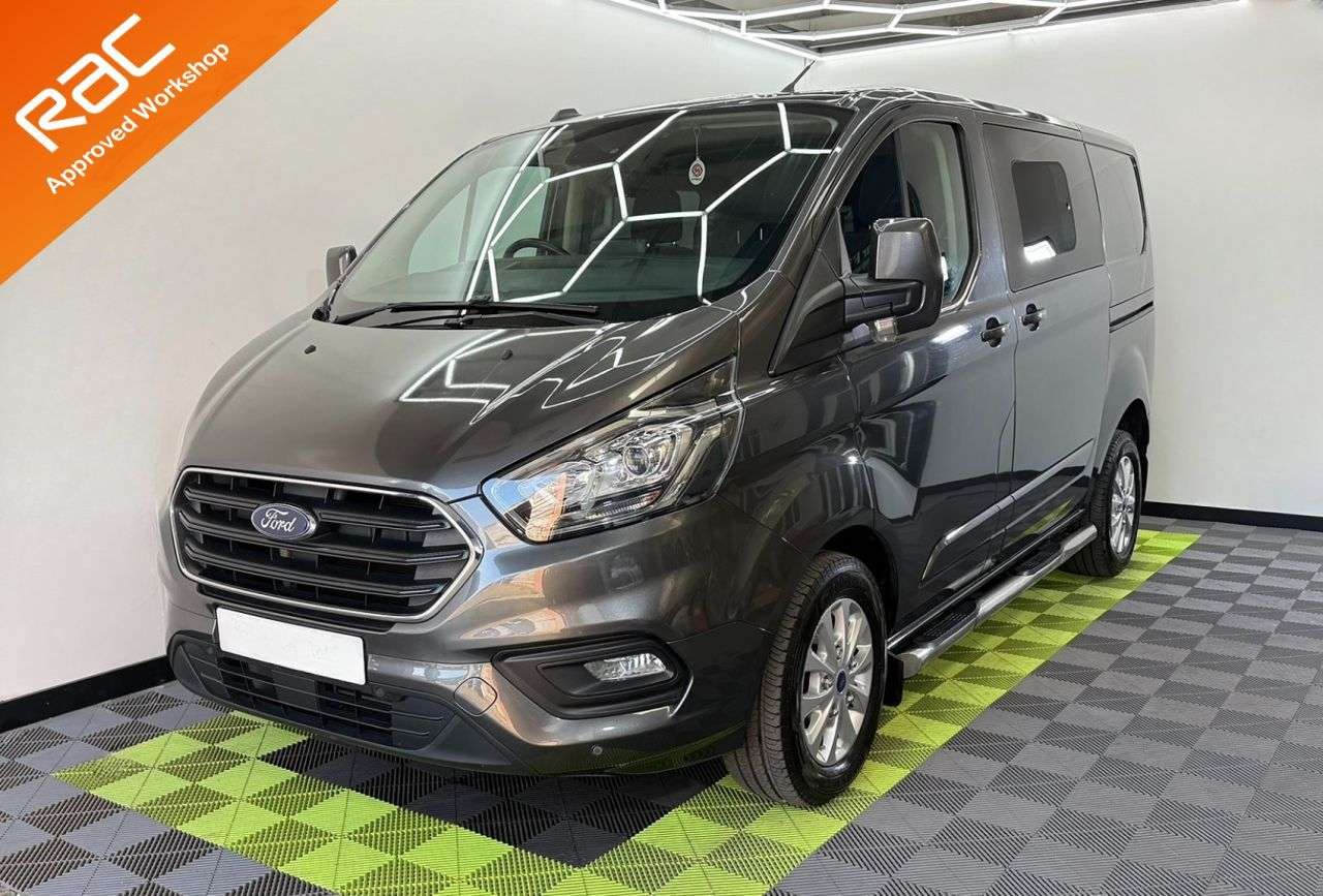 A 2021 FORD TRANSIT CUSTOM 2.0 300 EcoBlue Limited Crew Van Double Cab 5dr Diesel Manual L1 H1 Euro 6 A 2021 FORD TRANSIT CUSTOM 2.0 300 EcoBlue Limited Crew Van Double Cab 5dr Diesel Manual L1 H1 Euro 6