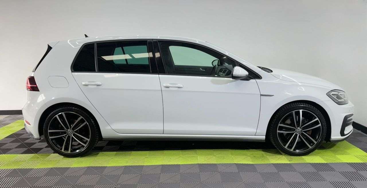 2018 VOLKSWAGEN GOLF 2018 VOLKSWAGEN GOLF