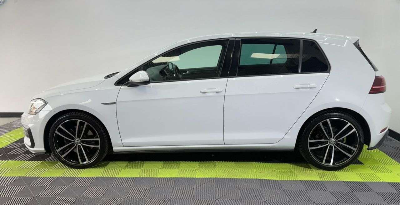2018 VOLKSWAGEN GOLF 2018 VOLKSWAGEN GOLF