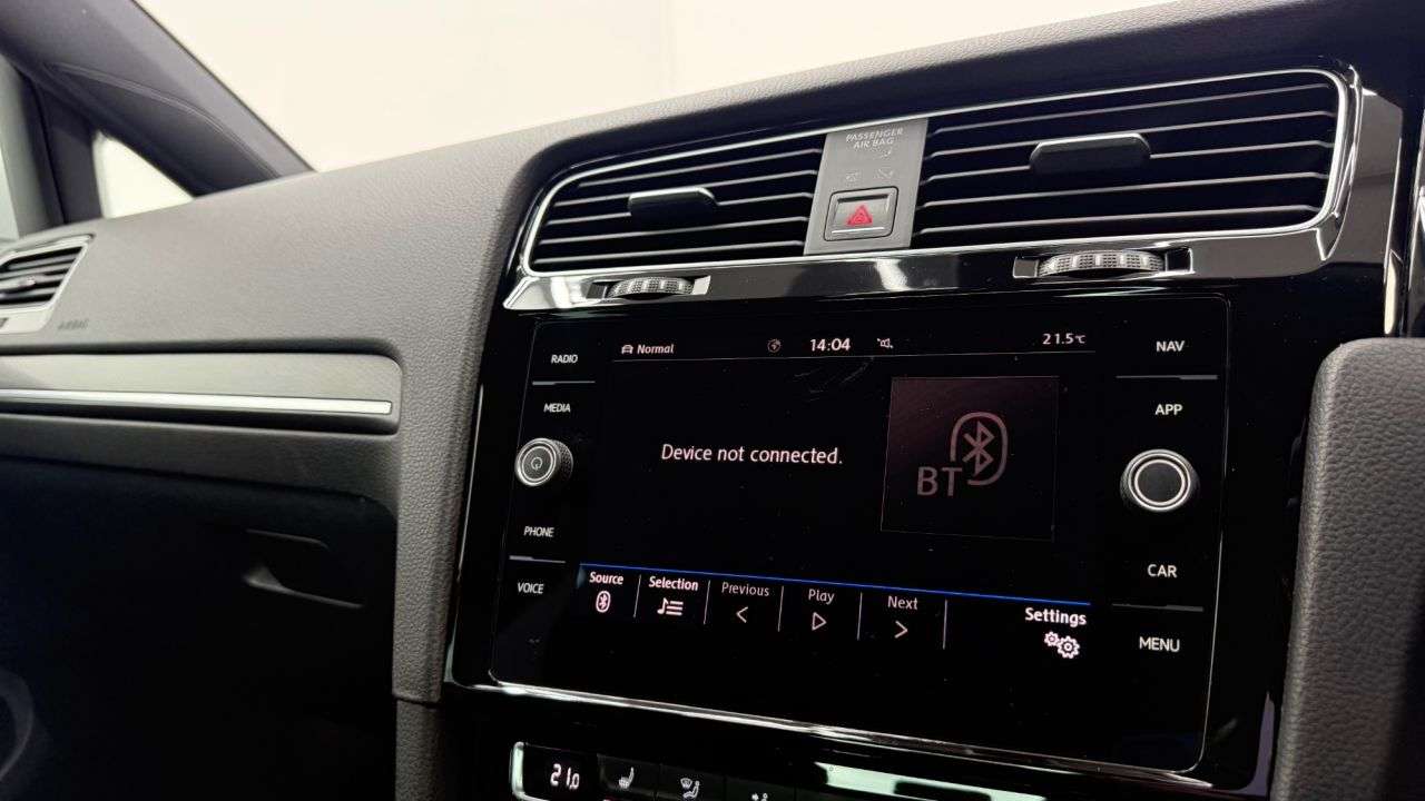 2018 VOLKSWAGEN GOLF 2018 VOLKSWAGEN GOLF