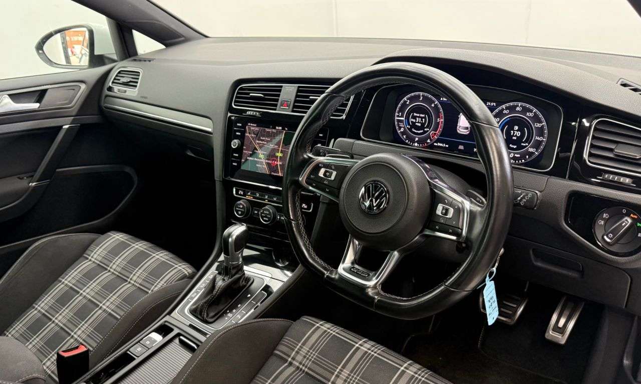 2018 VOLKSWAGEN GOLF 2018 VOLKSWAGEN GOLF