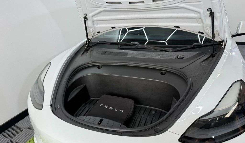 2021 TESLA MODEL 3 2021 TESLA MODEL 3