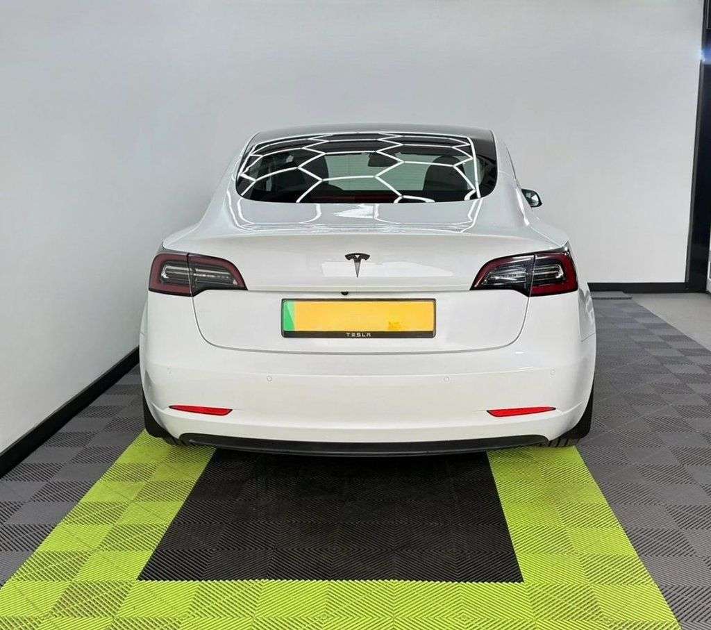 2021 TESLA MODEL 3 2021 TESLA MODEL 3