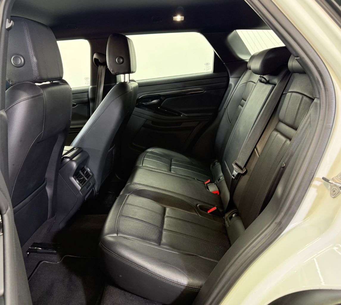 2021 LAND ROVER RANGE ROVER EVOQUE 2021 LAND ROVER RANGE ROVER EVOQUE