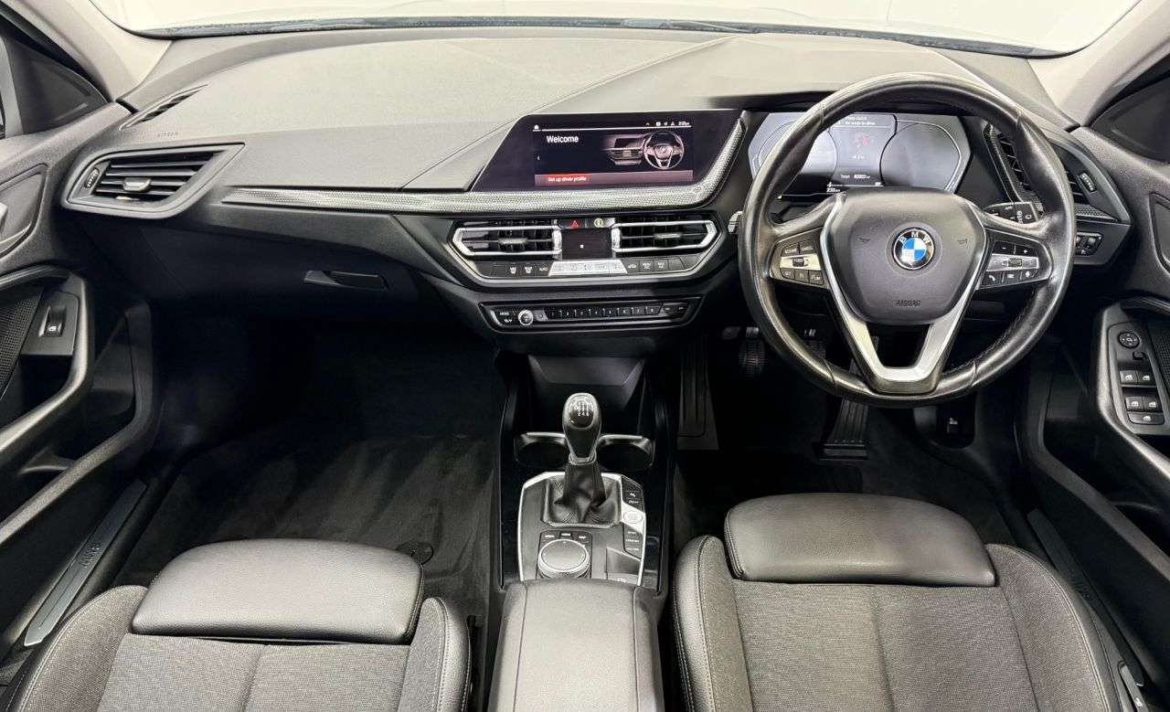 2021 BMW 1 SERIES 2021 BMW 1 SERIES