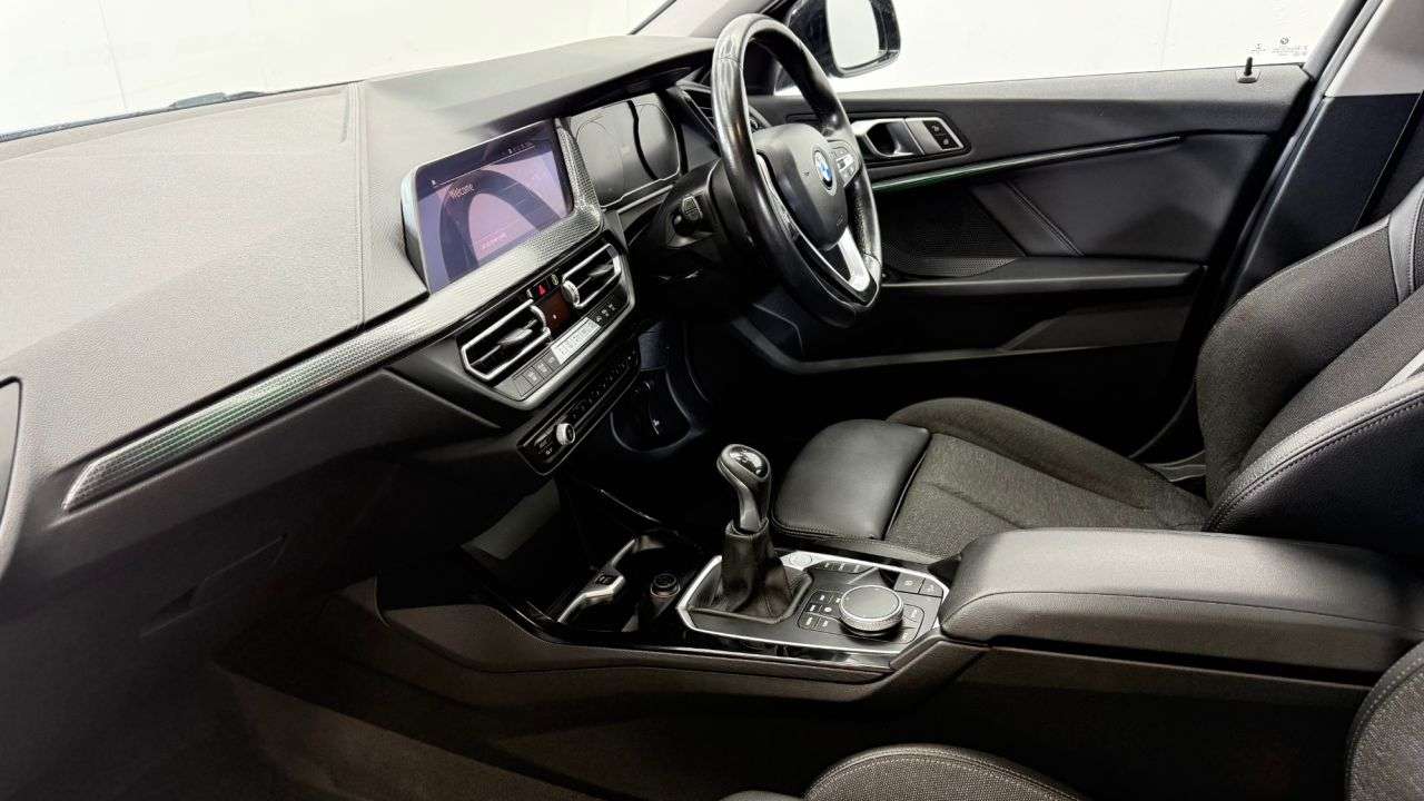 2021 BMW 1 SERIES 2021 BMW 1 SERIES