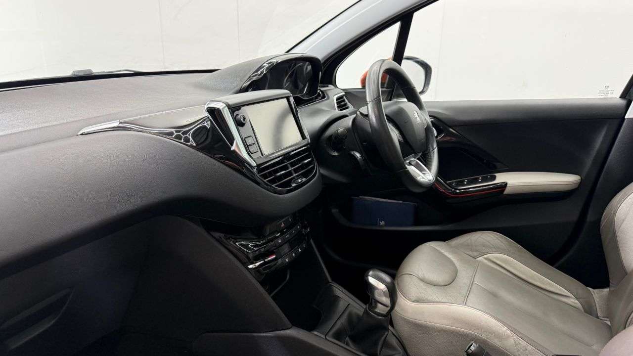 2014 PEUGEOT 208 2014 PEUGEOT 208