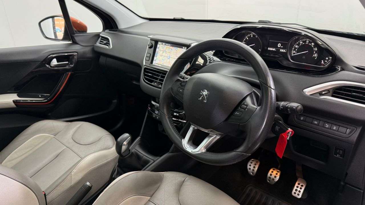 2014 PEUGEOT 208 2014 PEUGEOT 208
