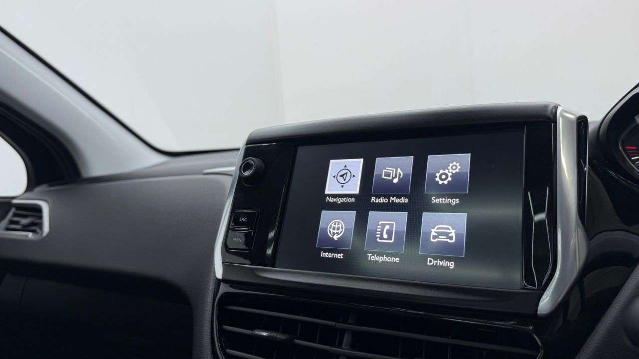 2014 PEUGEOT 208 2014 PEUGEOT 208