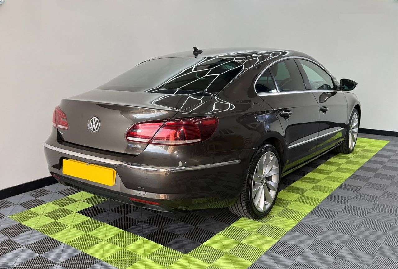 A 2012 VOLKSWAGEN CC 2.0 TDI BlueMotion Tech GT Saloon 4dr Diesel Manual Euro 5 (s/s) (140 ps) A 2012 VOLKSWAGEN CC 2.0 TDI BlueMotion Tech GT Saloon 4dr Diesel Manual Euro 5 (s/s) (140 ps)