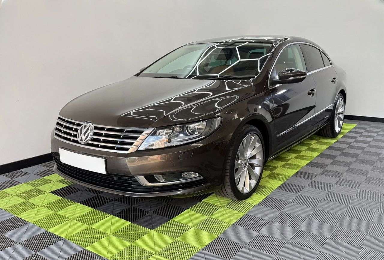 A 2012 VOLKSWAGEN CC 2.0 TDI BlueMotion Tech GT Saloon 4dr Diesel Manual Euro 5 (s/s) (140 ps) A 2012 VOLKSWAGEN CC 2.0 TDI BlueMotion Tech GT Saloon 4dr Diesel Manual Euro 5 (s/s) (140 ps)