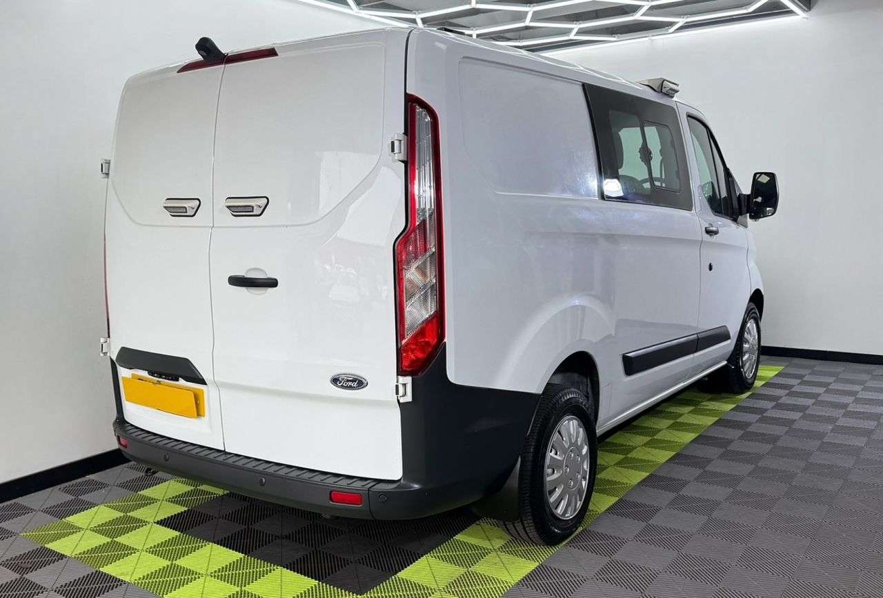 A 2018 FORD TRANSIT CUSTOM 2.0 TDCi 310 Panel Van 5dr Diesel Manual L2 H1 (167 g/km, 104 bhp) A 2018 FORD TRANSIT CUSTOM 2.0 TDCi 310 Panel Van 5dr Diesel Manual L2 H1 (167 g/km, 104 bhp)