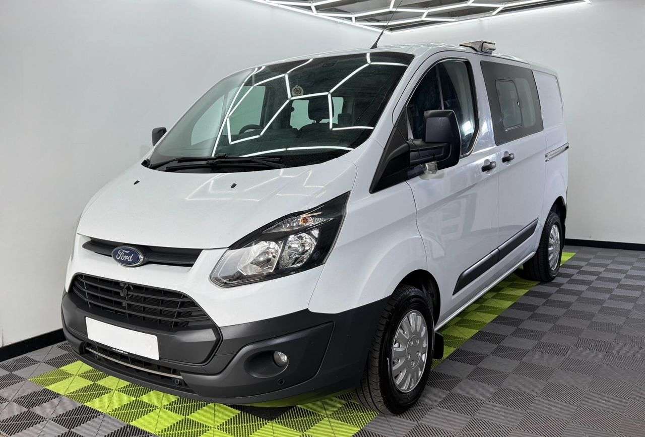 A 2018 FORD TRANSIT CUSTOM 2.0 TDCi 310 Panel Van 5dr Diesel Manual L2 H1 (167 g/km, 104 bhp) A 2018 FORD TRANSIT CUSTOM 2.0 TDCi 310 Panel Van 5dr Diesel Manual L2 H1 (167 g/km, 104 bhp)