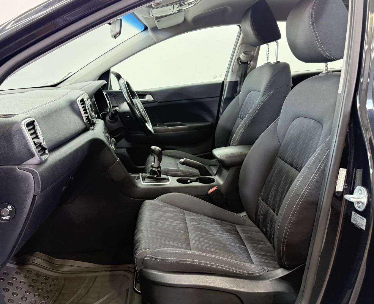 2017 KIA SPORTAGE 2017 KIA SPORTAGE
