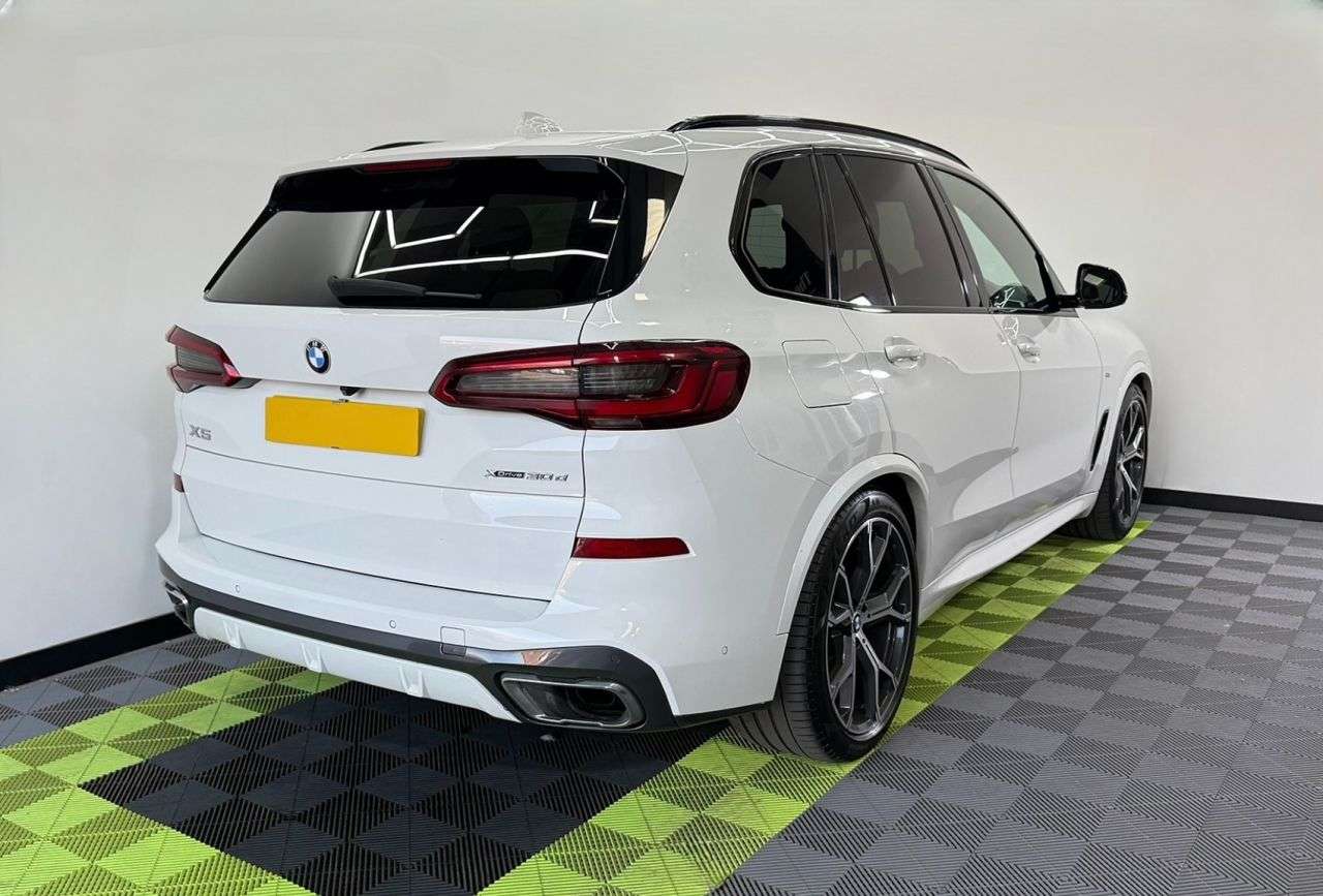 A 2019 BMW X5 XDRIVE30D M SPORT A 2019 BMW X5 XDRIVE30D M SPORT