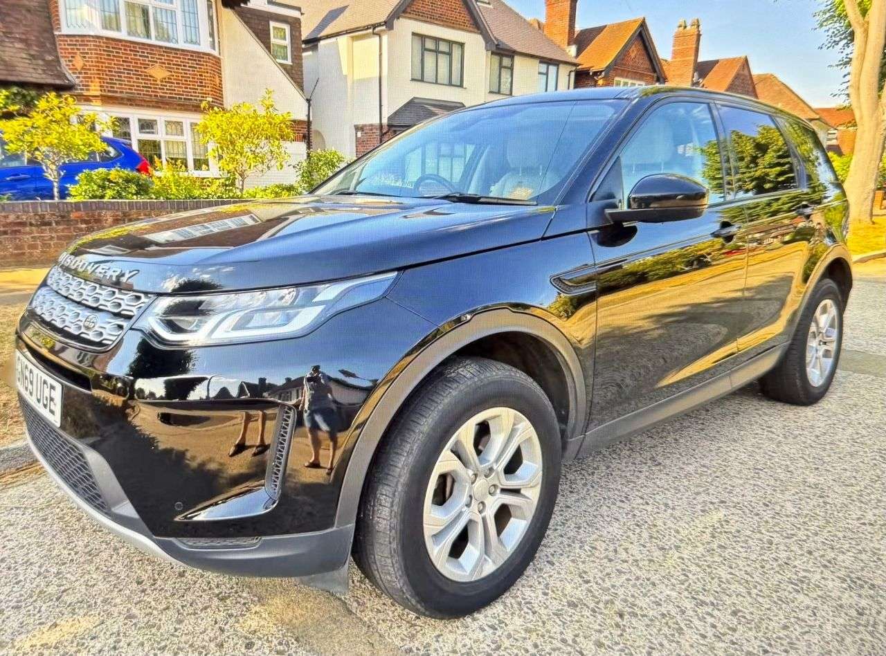 A 2019 LAND ROVER DISCOVERY SPORT 2.0 D150 MHEV S SUV 5dr Diesel Auto 4WD Euro 6 (s/s) (150 ps) A 2019 LAND ROVER DISCOVERY SPORT 2.0 D150 MHEV S SUV 5dr Diesel Auto 4WD Euro 6 (s/s) (150 ps)