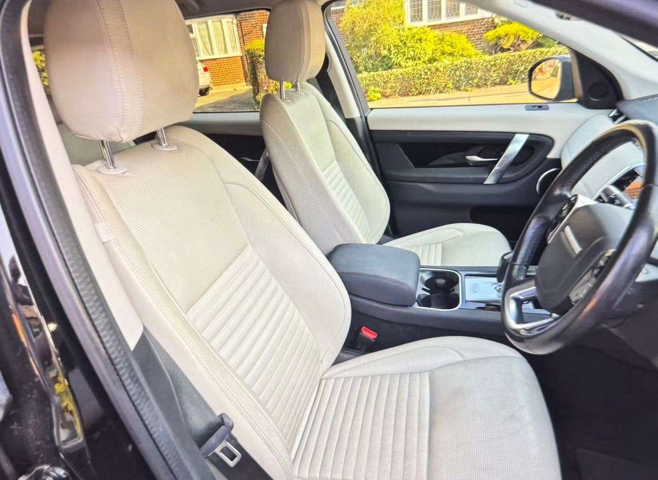 2019 LAND ROVER DISCOVERY SPORT 2019 LAND ROVER DISCOVERY SPORT