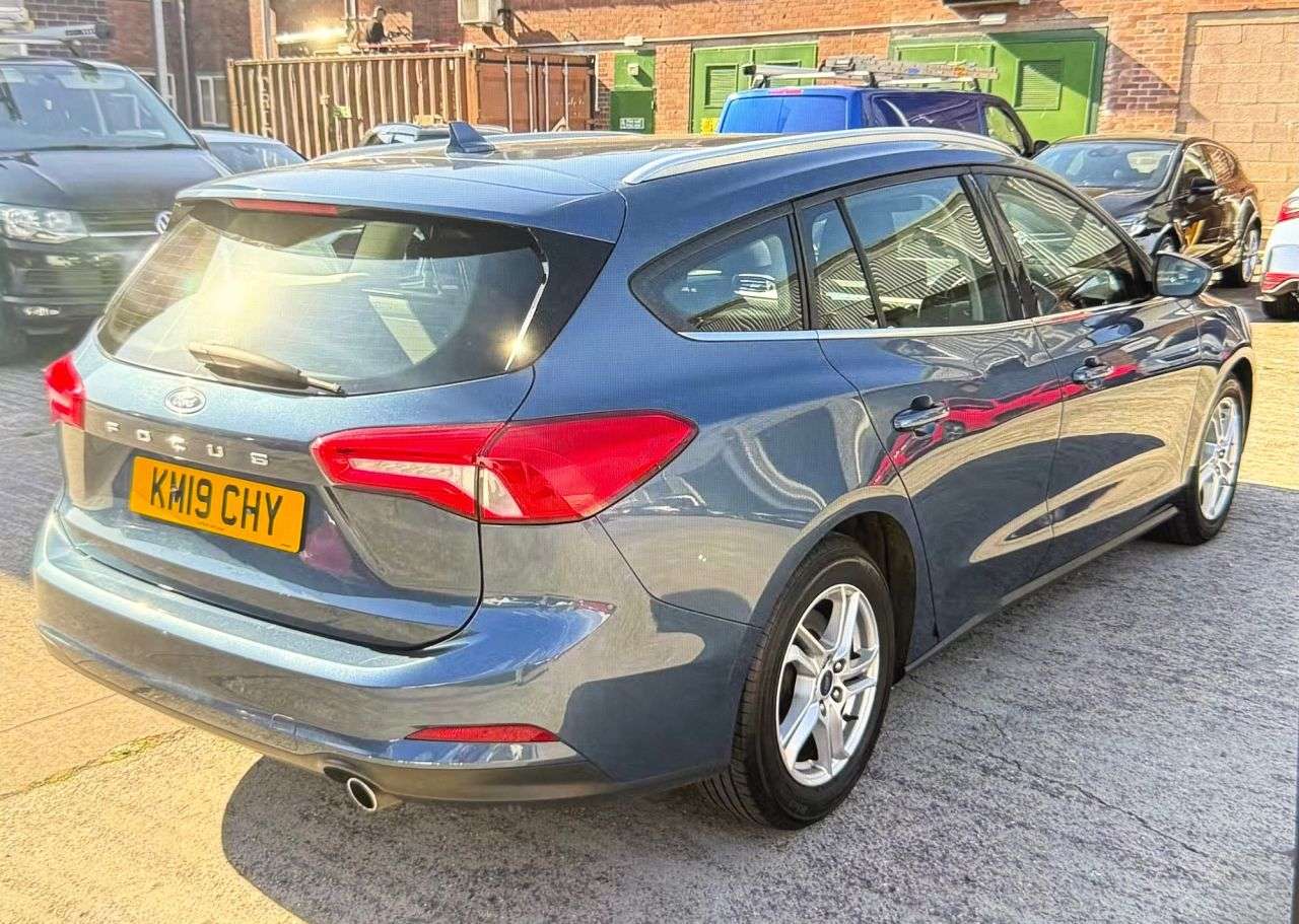A 2019 FORD FOCUS 1.5 EcoBlue Zetec Estate 5dr Diesel Manual Euro 6 (s/s) (95 ps) A 2019 FORD FOCUS 1.5 EcoBlue Zetec Estate 5dr Diesel Manual Euro 6 (s/s) (95 ps)